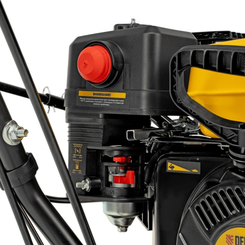 Гибридная снегоуборочная машина с функц. подметания SWB-600, 212 сс, руч. старт, 2 насадки Denzel по ценам производителя в Челябинске с доставкой по всей России