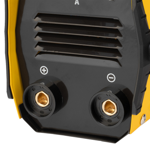 Аппарат инверторный дуговой сварки DS-200 Compact, 200 А, ПВ 70%, диаметр электрода 1.6-5 мм Denzel по ценам производителя в Челябинске с доставкой по всей России