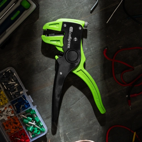 Щипцы для зачистки электропроводов, сечением: 0.2-3.5 мм2, функция обрезания проводов Сибртех по ценам производителя в Челябинске с доставкой по всей России