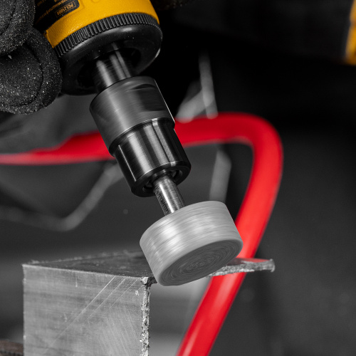 Пневмошлифмашина прямая PGS25000, 25000 об/мин, 10 шлиф. камней, цанга - 3, 6 мм, 113 л/мин Denzel по ценам производителя в Челябинске с доставкой по всей России