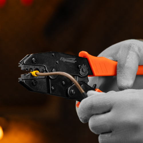 Клещи, 0.5-10 мм, для обжима электрокабеля Sparta по ценам производителя в Челябинске с доставкой по всей России