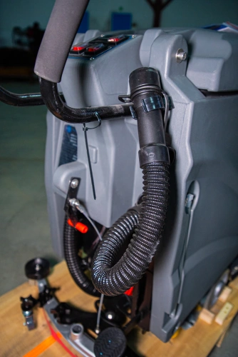 Машина поломоечная с АКБ GEL 24/100 В/Ач TOR COMPACT 56 по ценам производителя в Челябинске с доставкой по всей России