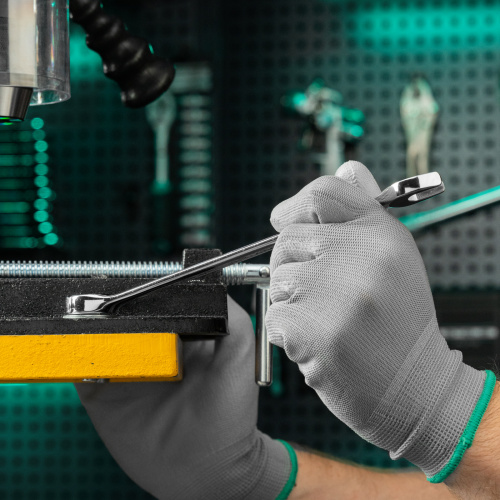 Ключ комбинированный, 18 мм, CrV, антислип Stels по ценам производителя в Челябинске с доставкой по всей России