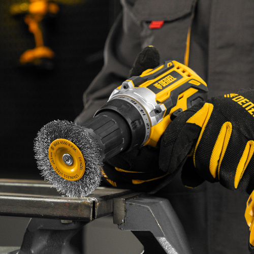 Щетка для дрели, 75 мм, Плоская, со шпилькой, нержавеющая витая проволока Denzel по ценам производителя в Челябинске с доставкой по всей России