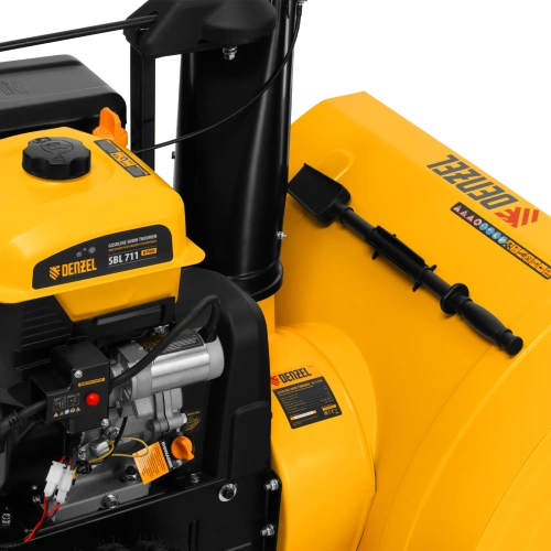 Бензиновая снегоуборочная машина SBL 711D PRO, 302cc, эл.старт, фара, обогрев, блок. дифф. Denzel по ценам производителя в Челябинске с доставкой по всей России