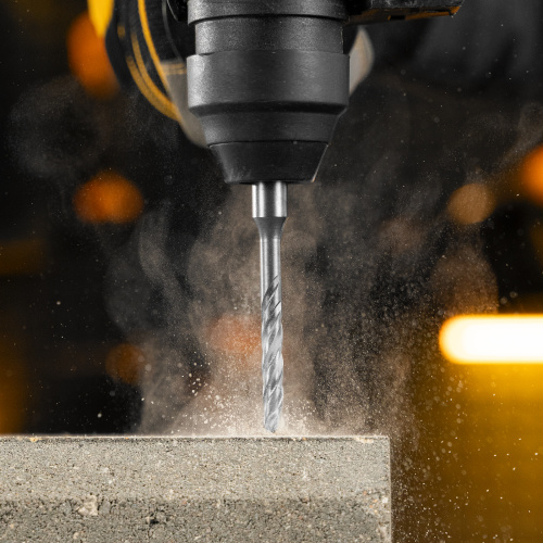 Бур по бетону, цельная крестовая пластина, 6x115 мм, SDS PLUS Denzel по ценам производителя в Челябинске с доставкой по всей России