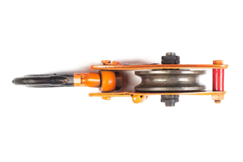 Блок монтажный однорольный с  крюком TOR 1 т с откидной щекой по ценам производителя в Челябинске с доставкой по всей России