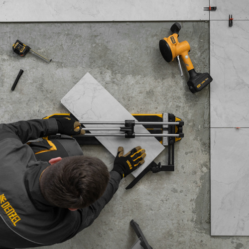 Плиткорез 600х14мм, цельнометал. напр., каретка на подш., стальная станина, рукоятка-пенал Denzel по ценам производителя в Челябинске с доставкой по всей России