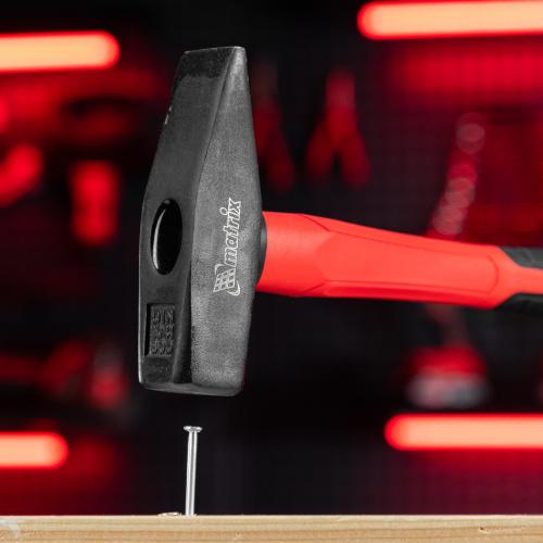 Молоток слесарный optimal, 800 г, фибергласовая обрезиненная рукоятка, квадратный боек Matrix по ценам производителя в Челябинске с доставкой по всей России