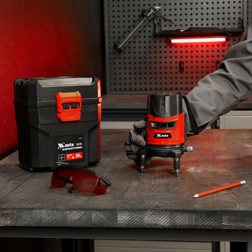 Лазерный уровень CRX-30R, 30 м, красный луч, батарейки, резьба 5/8" MTX по ценам производителя в Челябинске с доставкой по всей России