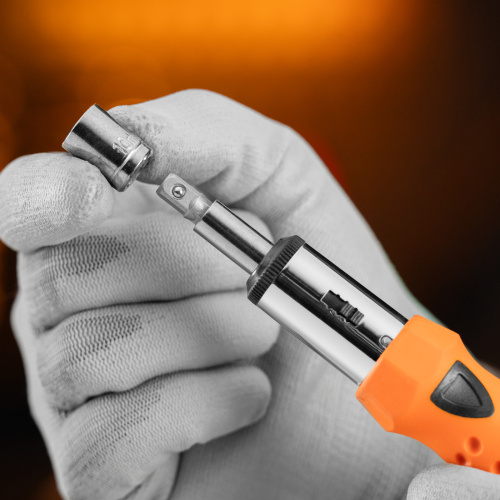 Отвертка реверсивная, биты, головки торцевые, 14 шт, Sparta по ценам производителя в Челябинске с доставкой по всей России