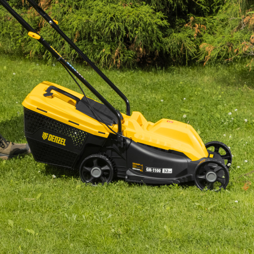 Газонокосилка электрическая GM-1100, 1100 Вт, шир. 32 см, 3 уров., травосб. 30 л Denzel по ценам производителя в Челябинске с доставкой по всей России