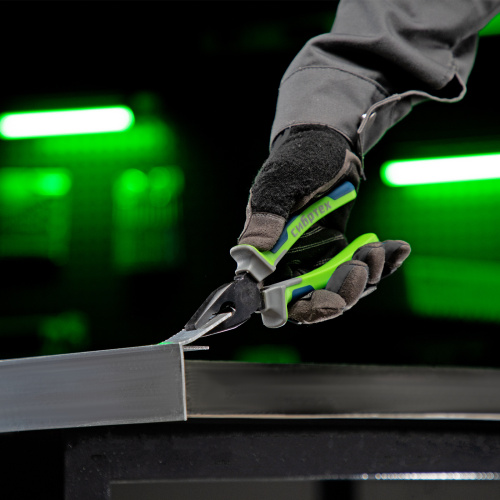 Плоскогубцы комбинированные, 180 мм, фосфатирование, трехкомпонентные рукоятки Сибртех по ценам производителя в Челябинске с доставкой по всей России