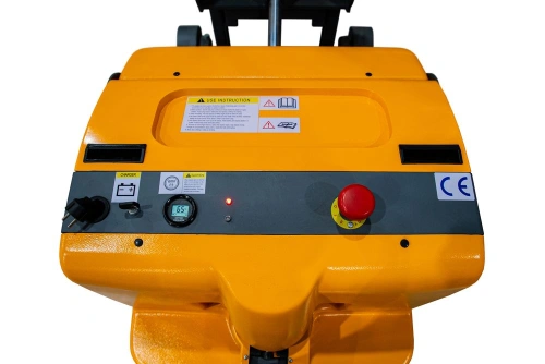 Штабелер самоходный 1,0 т 3,0 м XILIN CPD10W с наклоном мачты и противовесом 24/105 В/Ач по ценам производителя в Челябинске с доставкой по всей России