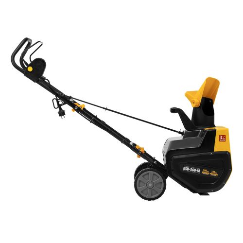 Электрическая снегоуборочная машина ESB-560-M, 2,5 кВт, металлический шнек, LED фара Denzel по ценам производителя в Челябинске с доставкой по всей России