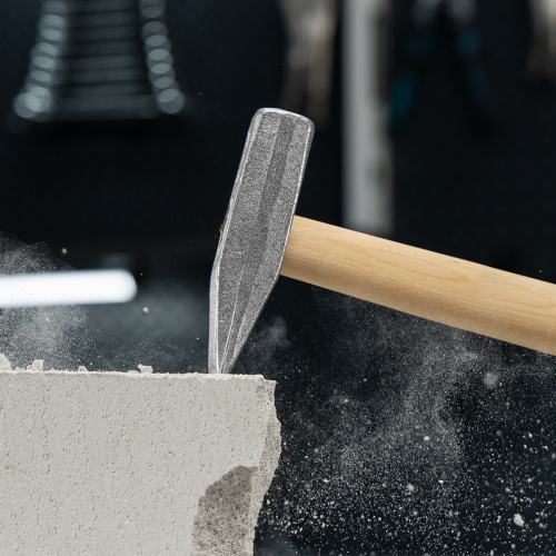 Молоток слесарный, 500 г, квадратный боек, деревянная рукоятка по ценам производителя в Челябинске с доставкой по всей России