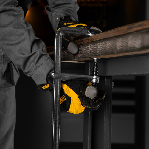 Струбцина F-образная, 100x600мм, кованая Denzel по ценам производителя в Челябинске с доставкой по всей России