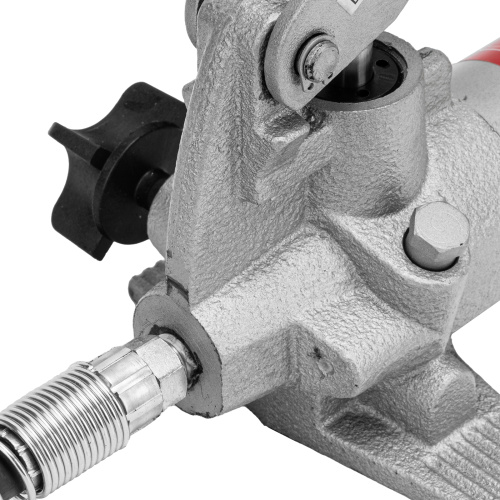 Растяжка гидравлическая, 4 т, набор из 17 предметов, 7 сменных насадок, в пластиковом кейсе Matrix по ценам производителя в Челябинске с доставкой по всей России