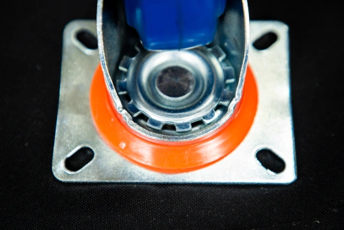 Колесо поворотное резина SRCLb 42 100 мм с тормозом (N) по ценам производителя в Челябинске с доставкой по всей России