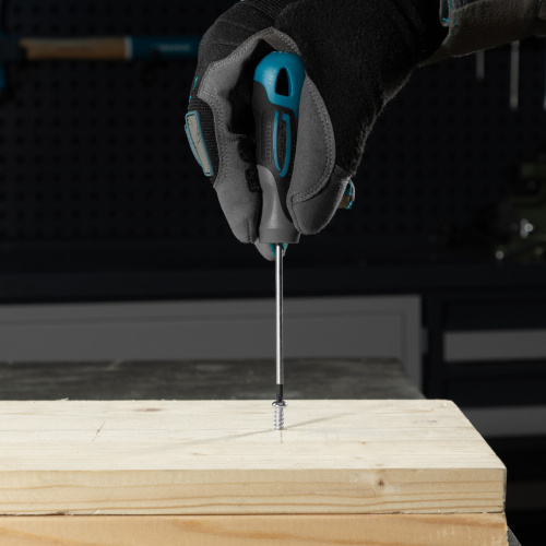 Отвертка PZ0 x 75 мм, S2, трехкомпонентная ручка Gross по ценам производителя в Челябинске с доставкой по всей России