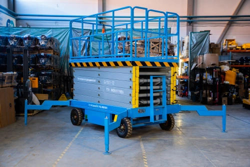 Подъемник ножничный передвижной аккумуляторный 500 кг, 12/14 м, 24/85 В/Ач TOR SJY-0,5-12 DC по ценам производителя в Челябинске с доставкой по всей России