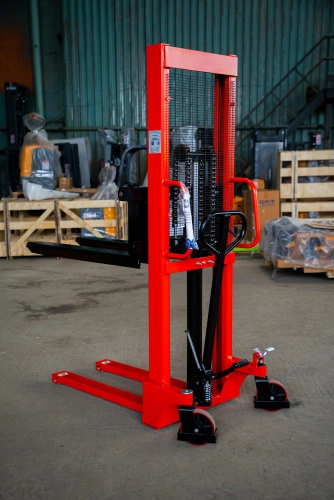 Штабелер гидравлический 2,0 т 1,6 м TOR CTY-E с раздвижными вилами по ценам производителя в Челябинске с доставкой по всей России