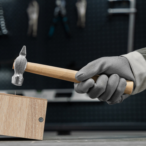 Молоток слесарный, 200 г, круглый боек, деревянная рукоятка по ценам производителя в Челябинске с доставкой по всей России