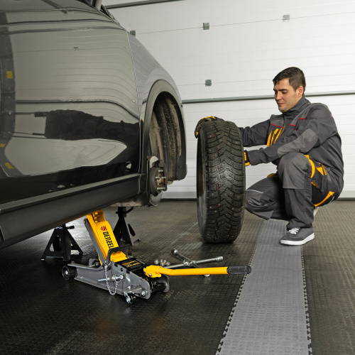 Домкрат гидравлический подкатной с фиксатором, 2,5 т, 85-385 мм Denzel по ценам производителя в Челябинске с доставкой по всей России