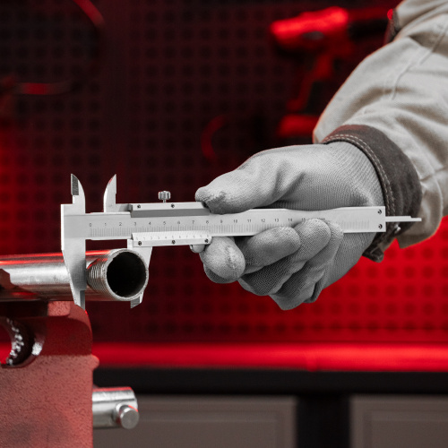 Штангенциркуль, 150 мм, цена деления 0.02 мм, металлический, с глубиномером Matrix по ценам производителя в Челябинске с доставкой по всей России