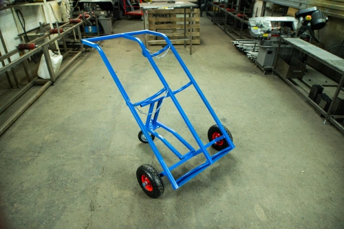 Тележка для баллонов пропан + кислород TOR ТГК-П, 2 баллона (250 пневмо+160поворотное) по ценам производителя в Челябинске с доставкой по всей России