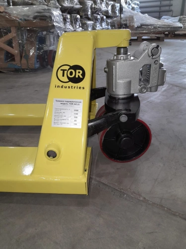 Тележка гидравлическая 2500 кг 1150 мм полиуретановые колеса TOR AC (серия J) по ценам производителя в Челябинске с доставкой по всей России