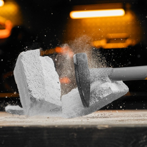 Молоток слесарный, 200 г, кованый, фибергласовая рукоятка c TPR покрытием Denzel по ценам производителя в Челябинске с доставкой по всей России