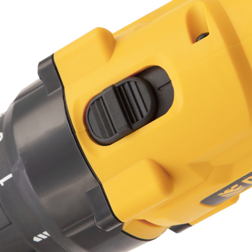 Дрель-шуруповерт аккумуляторная CDL-IB-18-02, Li-Ion, 18 В, 2 акк. Denzel по ценам производителя в Челябинске с доставкой по всей России