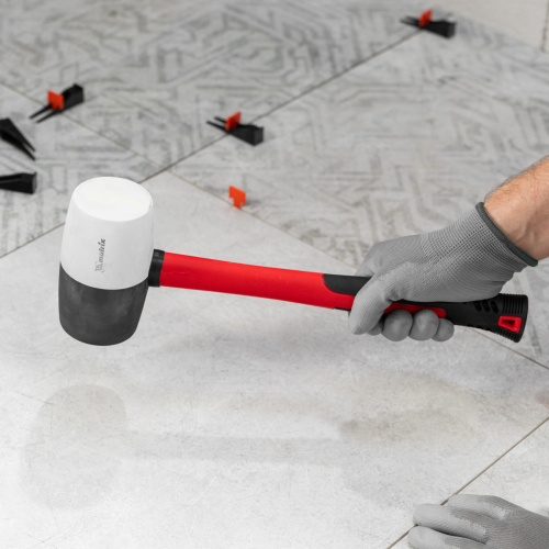 Киянка резиновая, 910 г, черно-белая резина, фибергласовая рукоятка Matrix по ценам производителя в Челябинске с доставкой по всей России