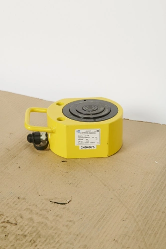 Домкрат гидравлический телескопический низкий TOR ДТ100Г69 100 т (3 уровня) по ценам производителя в Челябинске с доставкой по всей России