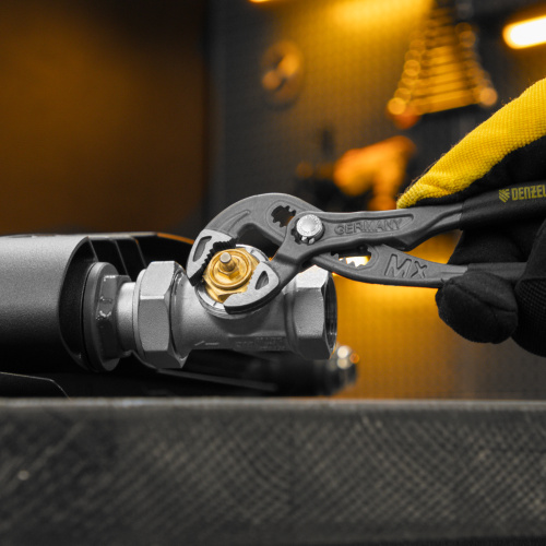 Клещи переставные, кнопочный механизм, обливные рукоятки, 180 мм Denzel по ценам производителя в Челябинске с доставкой по всей России