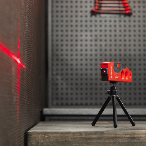 Лазерный уровень, 180 мм, 220 мм штатив, 4 глазка Matrix по ценам производителя в Челябинске с доставкой по всей России