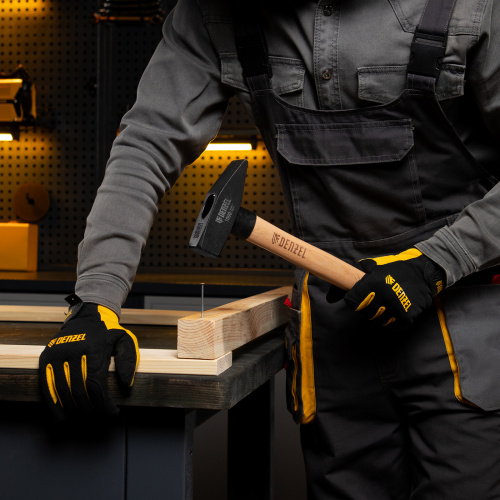 Молоток слесарный, 1000 г, кованый квадратный боек, буковая рукоятка Denzel по ценам производителя в Челябинске с доставкой по всей России