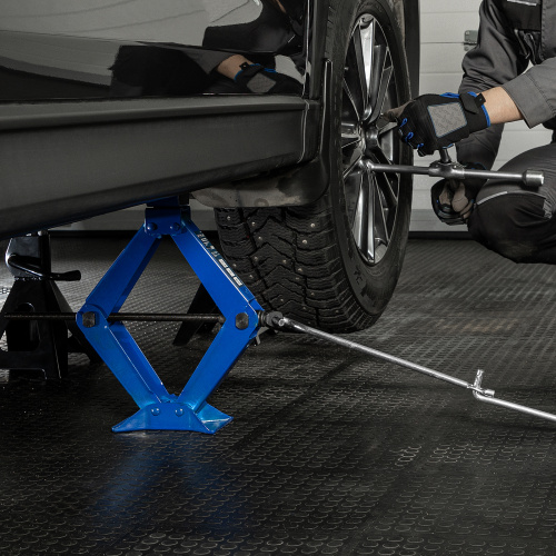 Ромбовый домкрат, 2 т, 110-390 мм Stels по ценам производителя в Челябинске с доставкой по всей России