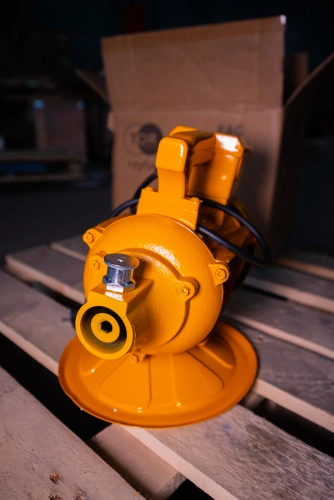 Электропривод глубинного вибратора для бетона 2,2 кВт TOR ZN70-JT (японский тип) по ценам производителя в Челябинске с доставкой по всей России