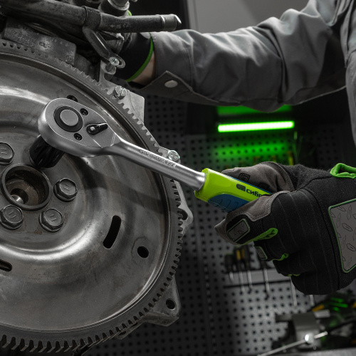 Набор инструментов, 1/2", 3/8", 1/4", пластиковый кейс 160 предм. Сибртех по ценам производителя в Челябинске с доставкой по всей России