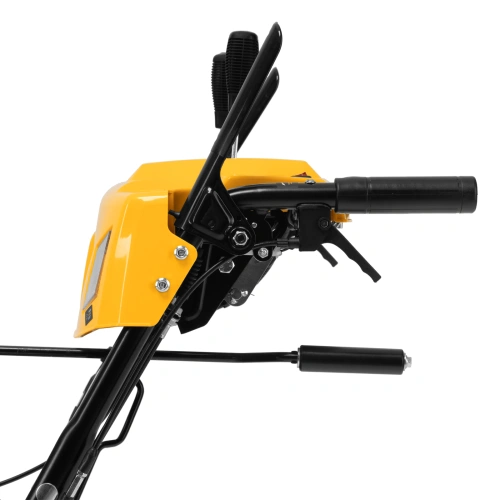 Бензиновая снегоуборочная машина SBL 711D PRO, 302cc, эл.старт, фара, обогрев, блок. дифф. Denzel по ценам производителя в Челябинске с доставкой по всей России