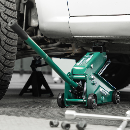 Домкрат гидравлический подкатной, 2,5 т, 148-387 мм Сибртех по ценам производителя в Челябинске с доставкой по всей России