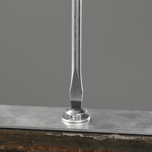 Отвертка, SL6x100 мм, S2, 3к рукоятка Denzel по ценам производителя в Челябинске с доставкой по всей России