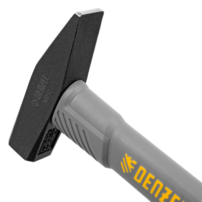 Молоток слесарный, 300 г, кованый, фибергласовая рукоятка c TPR покрытием Denzel по ценам производителя в Челябинске с доставкой по всей России