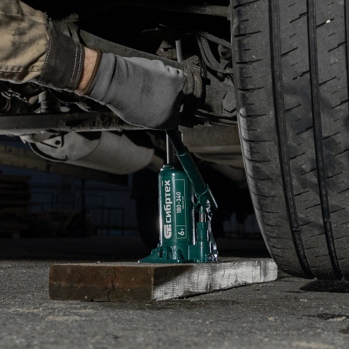 Домкрат гидравлический бутылочный, 6 т, 180-340 мм Сибртех по ценам производителя в Челябинске с доставкой по всей России