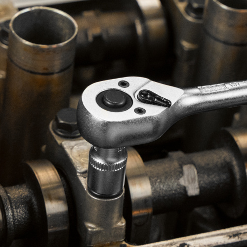 Ключ-трещотка 1/4", 90 зубьев, с быстрым сбросом, CrV Denzel по ценам производителя в Челябинске с доставкой по всей России