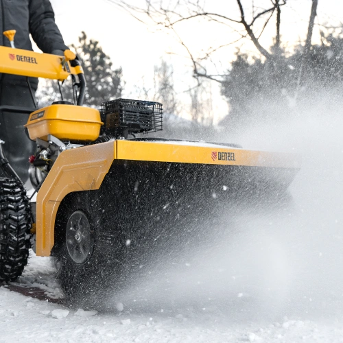 Гибридная снегоуборочная машина с функц. подметания SWB-600, 212 сс, руч. старт, 2 насадки Denzel по ценам производителя в Челябинске с доставкой по всей России