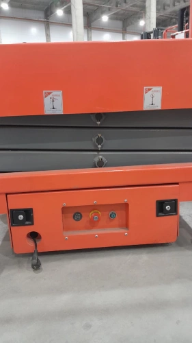 Подъемник ножничный передвижной аккумуляторный 500 кг, 12/14 м, 24/85 В/Ач TOR SJY-0,5-12 DC по ценам производителя в Челябинске с доставкой по всей России