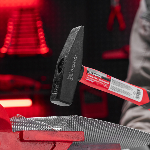 Молоток слесарный, 400 г, фибергласовая обрезиненная рукоятка Matrix по ценам производителя в Челябинске с доставкой по всей России